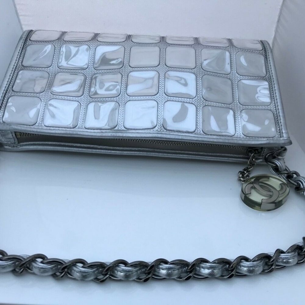 Chanel Bag Vinyl Ice Cube Pochette Shining Silver - Picture 2 of 8